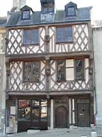 Blois - Maison des acrobates (01)